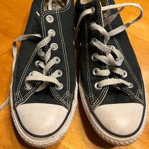 Converse black low top
